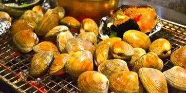 现场真实吃瓜图片,瓜果飘香，共享夏日清凉时光